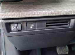 Zunanja slika - Citroën C5 X - Shine 1.6L AVTOMATIK-KAMERA-DAB-NAVI-ACC - 13 - Predogledna slika