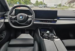 Zunanja slika - BMW Serija 5 - Touring: 540d xDrive Avt.|Harman|21col|HeadUP|FuLED|360k - 7 - Predogledna slika
