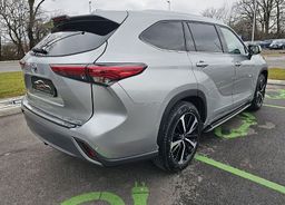 Zunanja slika - Toyota Highlander - 2.5 HEV AWD Premium 7sed|HUD|JBL|360kamere|Panorama - 3 - Predogledna slika