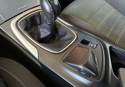 Zunanja slika - Opel Insignia - 2.0 CDTI  4+4 POGON VELIKO OPREME LEPO OHRANJEN - 5 - Predogledna slika