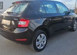 Zunanja slika - Škoda Fabia - 1.0 75ks °LED° °OGR.SEDEŽI° °2x PARK.SENZORJI° - 5 - Predogledna slika