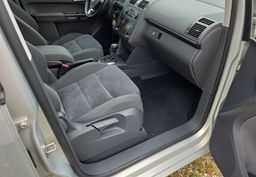 Zunanja slika - VW Touran - 2.0 TDI avt. Highline 103  140 - 13 - Predogledna slika
