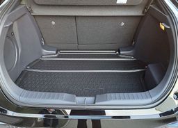 Zunanja slika - Toyota C-HR - 2.0 hibrid  HEV  GR SPORT PREMIERE - 4 - Predogledna slika