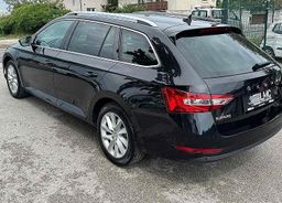 Zunanja slika - Škoda Superb - 2.0 TDI 150ks °FULL LED° °NAVIGACIJA° °KAMERA° - 7 - Predogledna slika