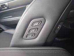 Zunanja slika - Hyundai Santa Fe - 1.6 T-GDI HEV XCLASS 4WD AUTO - KOT NOV+TOP OPREMA - 25 - Predogledna slika