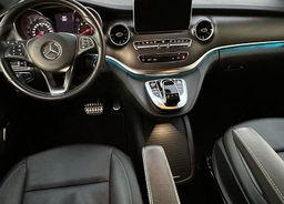Zunanja slika - Mercedes-Benz V-Razred - V 300 d 4MATIC AVANTGARDE AMG Webasto Garancija - 11 - Predogledna slika