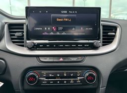 Zunanja slika - KIA Ceed - 1.0 T-GDI LX Champion+ ISG - 17 - Predogledna slika