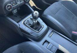 Zunanja slika - Ford Focus - 2.0 ST LED 19 RECARO KAMERA GRETJE SEDEŽEV - 16 - Predogledna slika