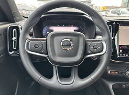 Zunanja slika - Volvo XC40 - B3P Core Avt. - 14 - Predogledna slika