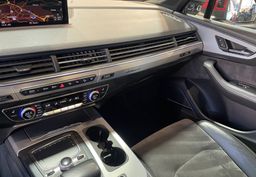 Zunanja slika - Audi Q7 - ZRAČNO-HUD-PANO-NAVI-MEMORY-ALCANTARA-VIRTUAL-22C - 12 - Predogledna slika