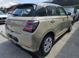 Zunanja slika - Suzuki Swift - 1.2 HIBRID COMFORT - 4 - Predogledna slika