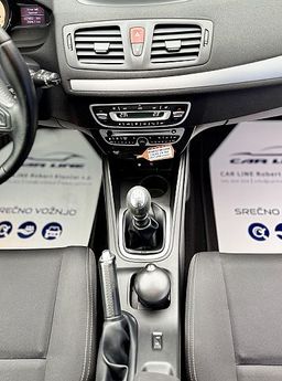 Zunanja slika - Renault Mégane - Megane Dynamique 1.6 16V Slo poreklo - 8 - Predogledna slika