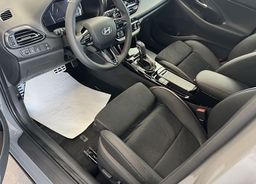 Zunanja slika - Hyundai i30 Wagon - 1.5 T-GDI 140 MHEV IMPRESSION RADAR WINTER MEMORY - 4 - Predogledna slika