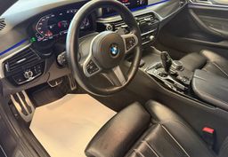 Zunanja slika - BMW Serija 5 - Touring: 530d xDrive M-SPORT-AMBIENT-LED-ALU-FACELIFT- - 10 - Predogledna slika