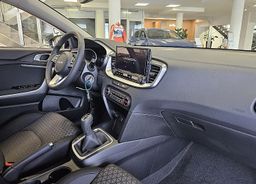 Zunanja slika - KIA Ceed - 1.0 T-GDi LX Champion+ ISG. M T 74 kW+ZIMSKE GUME - 9 - Predogledna slika