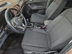 Notranja slika - VW T-Cross - 1,0 TSI BMT Style - 5 - Predogledna slika