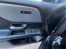 Zunanja slika - Mercedes-Benz GLB-Razred - GLB 200 d Avt..KAMERA.NAVI.LED.USNJE.SAMO 100.000 - 14 - Predogledna slika