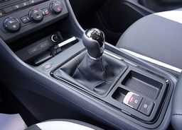 Zunanja slika - Seat Ateca - 1.0 TSI 85 KW HOLA -NA ZALOGI - - 17 - Predogledna slika