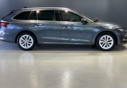 Zunanja slika - Škoda Octavia - VIRTUAL-NAVIGACIJA-LANE-RADAR-LED-DSG-ALU-KEYLESS - 4 - Predogledna slika