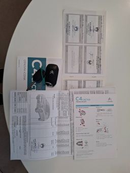 Zunanja slika - Citroën C4 - 1.2 PureTech 110 SLOVENSKI + POTRJENA KNJIGA - 3 - Predogledna slika