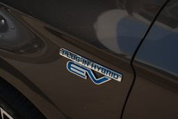 Zunanja slika - Mitsubishi Outlander - 2.0 Mivec 4WD INSYLE+ - 1 - Predogledna slika