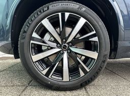 Zunanja slika - Volvo XC90 - B5 P Core Bright 7s AT AWD 3 leta gar. + 3 serv. - 9 - Predogledna slika