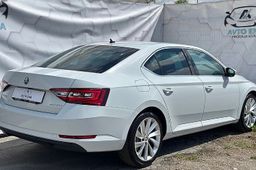 Zunanja slika - Škoda Superb - 2.0 TDI-LED-NAVI-MEMORY-18COL-PDC+KAM-GRETJE - 3 - Predogledna slika