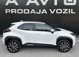 Zunanja slika - Toyota Yaris Cross - 1.5 VVT-i hibrid Sport-NAVI-KAMERA-LED-FULL ASSIS - 3 - Predogledna slika