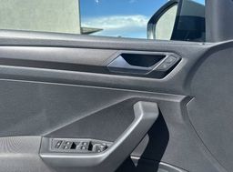 Zunanja slika - VW T-Roc - 1.0 TSI BMT Style - 13 - Predogledna slika