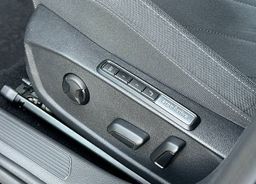Zunanja slika - VW Golf - 1.4 TSI DSG PHEV Style 110  150 - 7 - Predogledna slika
