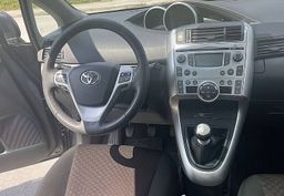 Zunanja slika - Toyota Verso - 2.0 D4-D Sol 7 sedežev REDNO SERVISIRAN... - 8 - Predogledna slika