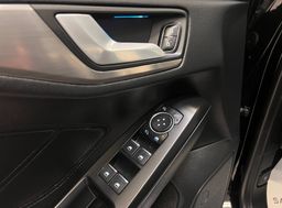 Zunanja slika - Ford Focus - 1.5-TITANIUM-LED-NAVI-2X-PDC-LINE-ASS-TEMPOMAT - 20 - Predogledna slika