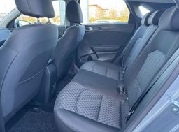 Zunanja slika - KIA Ceed - 1.0 T-GDi LX Champion+ KAMERA-TEMPOMAT-DAB+ - 8 - Predogledna slika