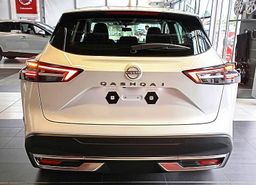 Zunanja slika - Nissan Qashqai - 1.3 DIG-T Mild Hybrid 140 2WD ACENTA - 4 - Predogledna slika