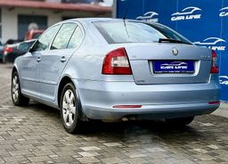 Zunanja slika - Škoda Octavia - 1.9 TDi Ambiente 77 (105) 5-st. - 6 - Predogledna slika