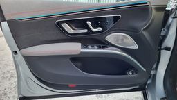 Notranja slika - Mercedes-Benz EQS - 450+ AMG PANO NAVI HEAD-UP Burmester PRIKLOP 360 - 29 - Predogledna slika
