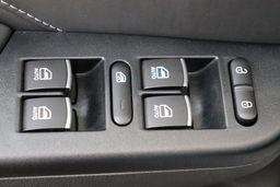 Notranja slika - Dongfeng Seres 3 - Luxury 120kw - 54kWh odprodaja novih vozil - 32 - Predogledna slika