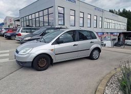 Zunanja slika - Ford Fiesta - 1.3 8V 70 KM Duratec COMFORT KLIMA - 4 - Predogledna slika
