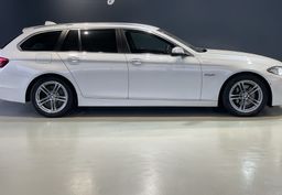 Zunanja slika - BMW Serija 5 - Touring: 520d-HEADUP-VIRTUAL-LANE-NAVI-RADAR-KAMERA-LED- - 4 - Predogledna slika