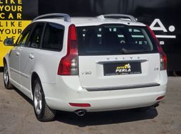 Zunanja slika - Volvo V50 - D3 Auto BUSINESS EDITION-ODLIČEN-5 VALJNI MOTOR - 5 - Predogledna slika