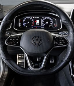 Zunanja slika - VW T-Roc - R LINE-VIRTUAL-RADAR-KEYLESS-MEMORY-NAVI-LED-LANE - 14 - Predogledna slika