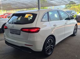 Zunanja slika - Mercedes-Benz B-Razred - 180 - 4 - Predogledna slika