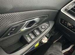 Zunanja slika - BMW Serija 3 - Touring: 318d Touring.NAVI.PDC.KONFORT.ZAKLEPANJE.KLJUKA - 13 - Predogledna slika