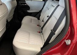 Zunanja slika - Mitsubishi Outlander - 2.4 PHEV Instyle Auto - NA ZALOGI - TOP CENA - - 11 - Predogledna slika
