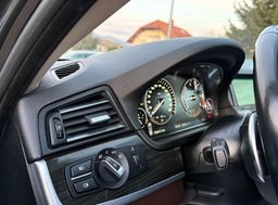 Zunanja slika - BMW Serija 5 - Touring: 520d xDrive AUT. LuxuryLiNE LED XENON USNJE ALU - 18 - Predogledna slika