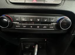 Zunanja slika - KIA Ceed - SW More 1.6 CRDi 136 MHEV.NAVI.USNJE.LED.SAMO 80000KM - 14 - Predogledna slika