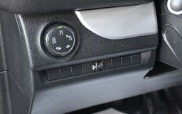 Zunanja slika - Opel Zafira - 2.2 DIESEL 132KW EDITION L AUTOMATIK - 12 - Predogledna slika