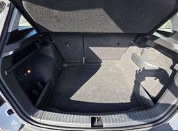 Zunanja slika - Škoda Karoq - 1.6 TDI Style.FULL LED.NAVI.HITRI KREDIT - 13 - Predogledna slika