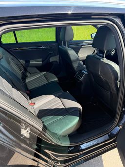Notranja slika - Škoda Superb - Combi 1,5 TSI L&K DSG - 10 - Predogledna slika