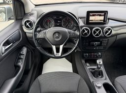 Zunanja slika - Mercedes-Benz B-Razred - B 200 CDI 2.LASTNICA KAMERA TEMPOMAT ALU 17 - 16 - Predogledna slika